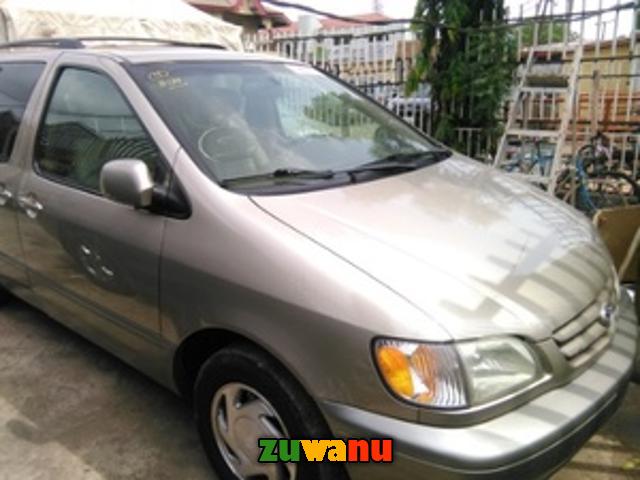 A 2001 Toyota Sienna 200k cars in nigeria, A 2001 Toyota Sienna price in nigeria