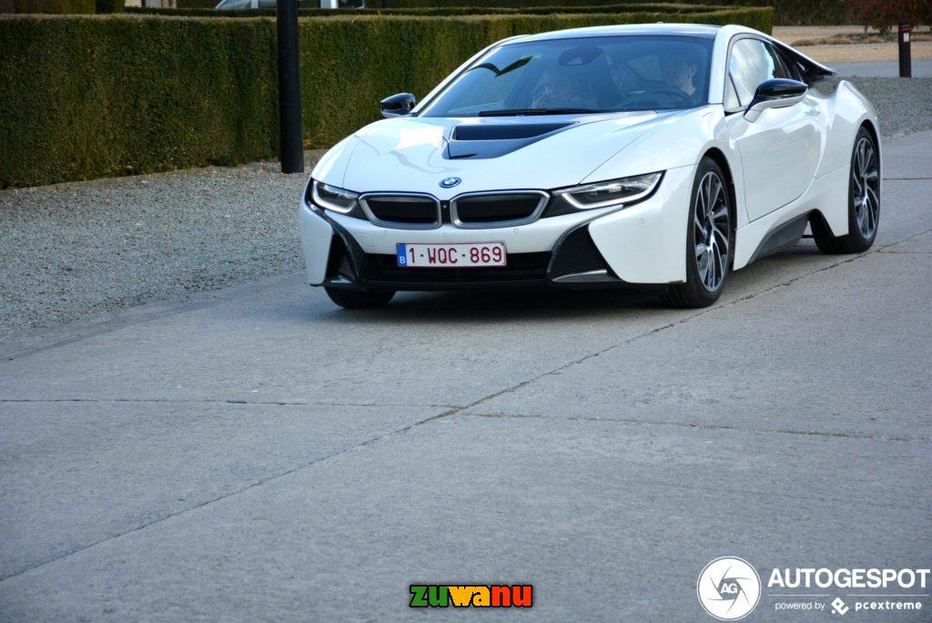 BMW i8 2021 in Nigeria: Price, Engine, Interior, Known Problems, and Comparison with Similar Cars 1 2021 BMW i8, BMW i8 2021