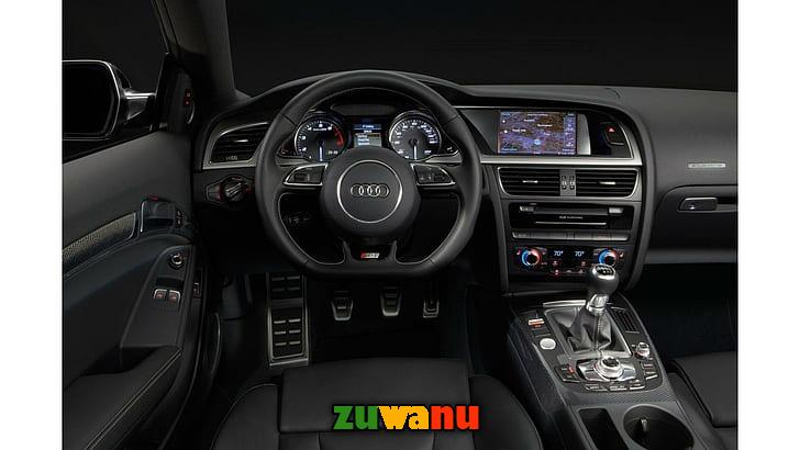 Interior Luxury and Technology:
