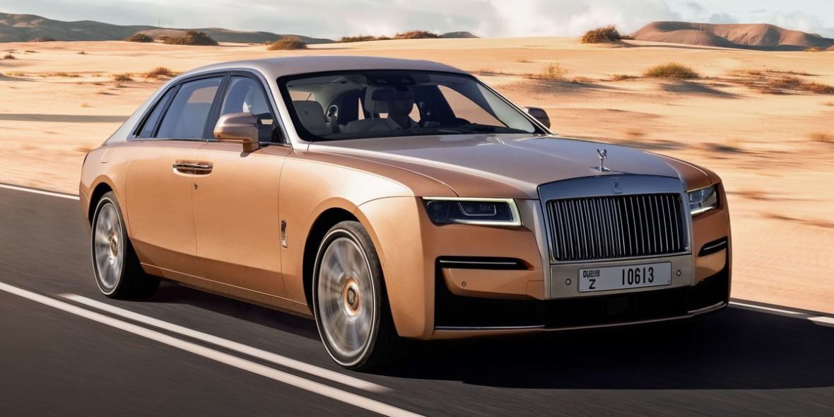 The New Rolls-Royce Ghost and its Dominant 563bhp 6.75-litre V12 Engine 4 Rolls-Royce Ghost