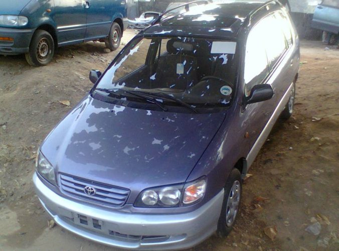 2006 Toyota picnic FOR SALE cars below 500 000 in nigeria