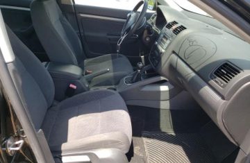 2008-VOLKSWAGEN-JETTA-S-f5