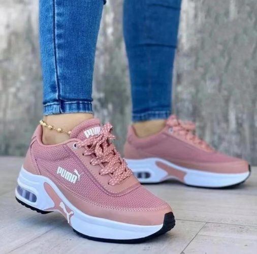 Extraordinary Puma sneakers for women