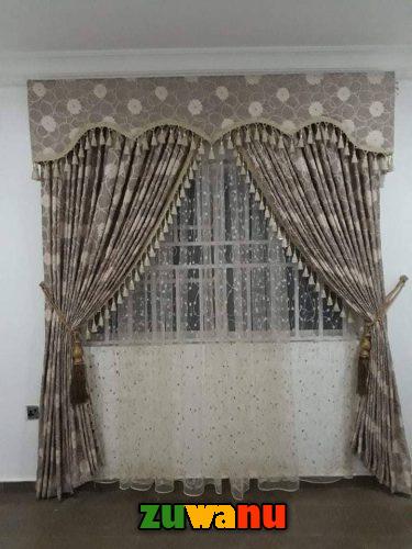 Curtains and window blinds