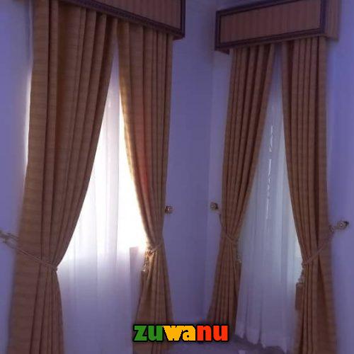 Curtains and window blinds