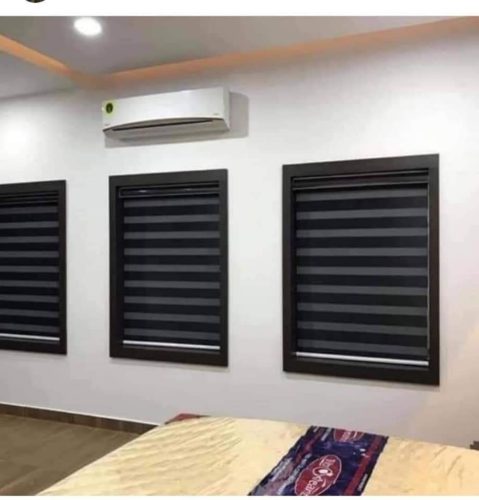 Window blinds for sitting room