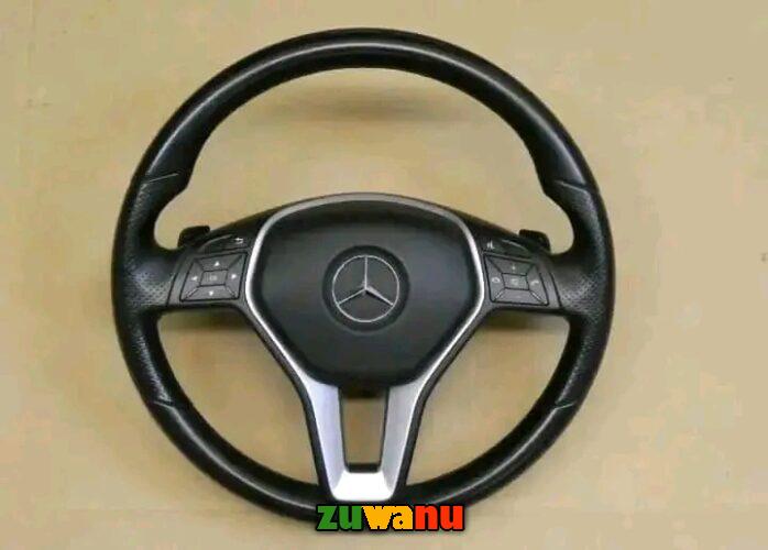 W204 C300 &GLK 2013 MODEL Steering wheel.
