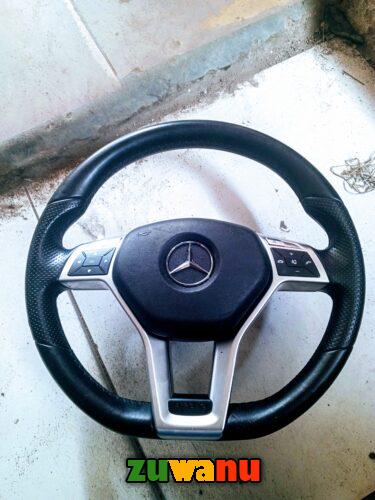W204 AMG steering wheel