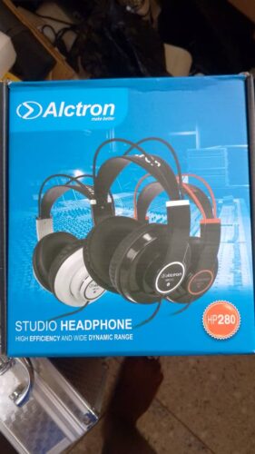 Alctron studio headphones