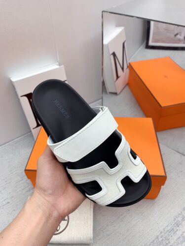 Hermes slide sandals (dupe)