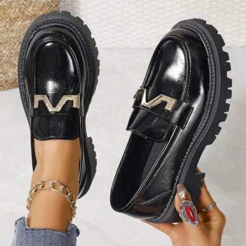 Loafers shoes