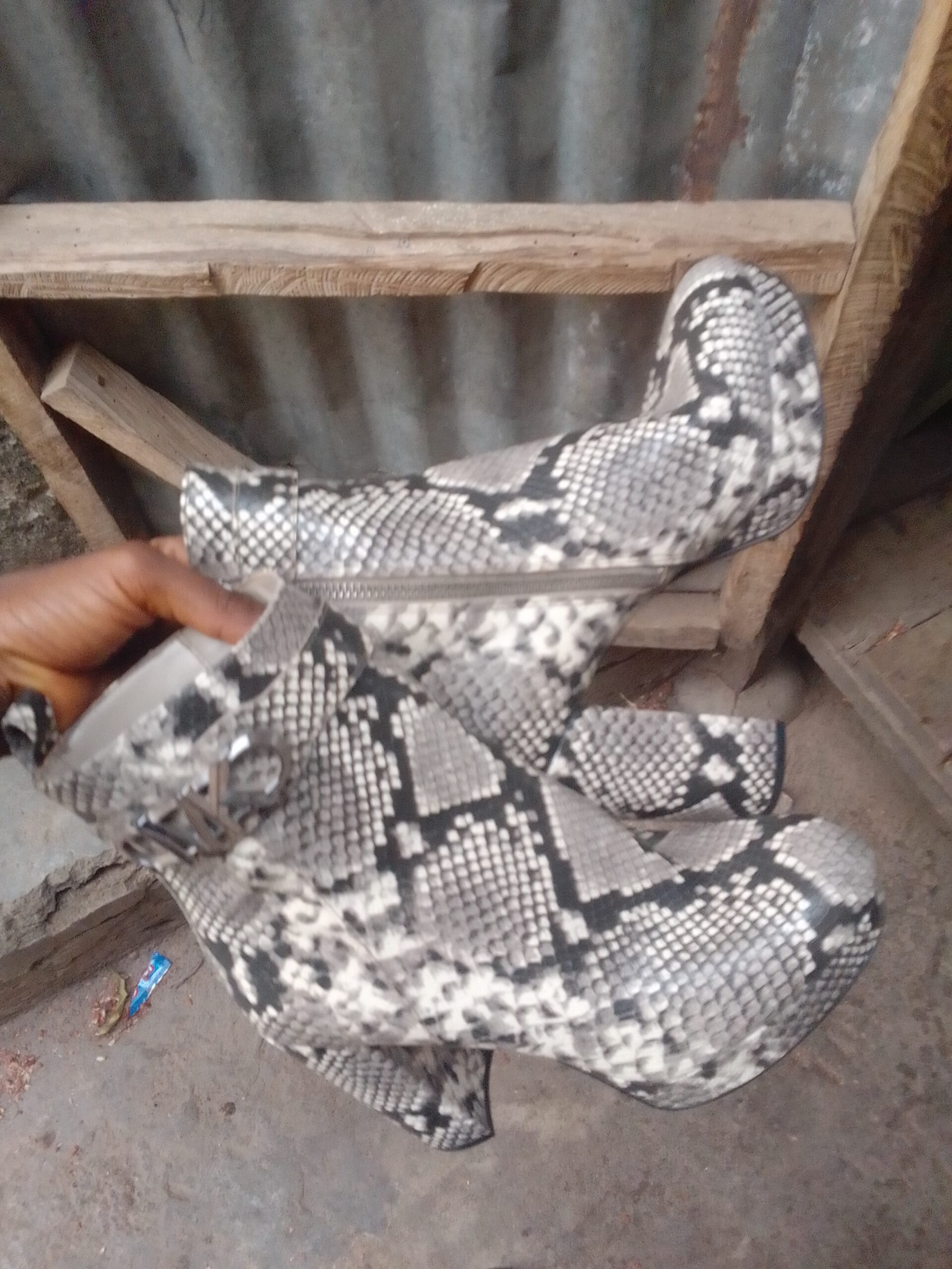 Mk women’s platform boot