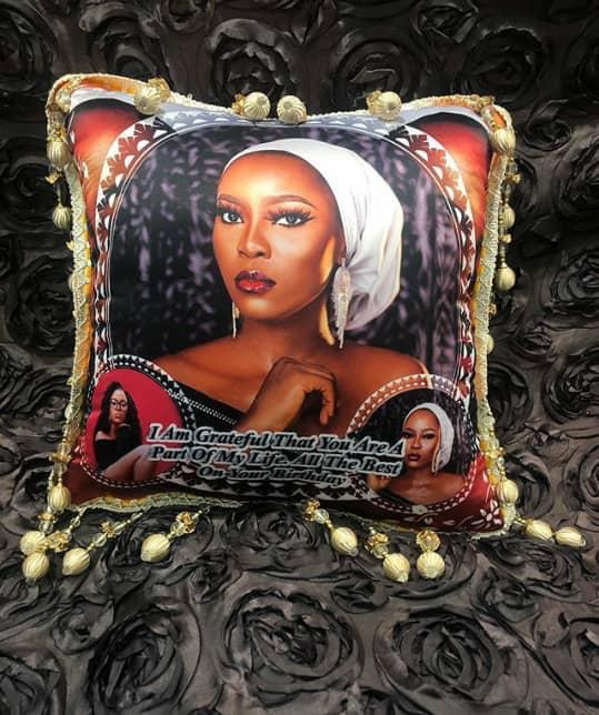 Custom throw pillow abuja for gift 1 Throw pillow plaque Custom throw pillow abuja for gift
