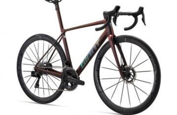 2025-Giant-TCR-Advanced-SL-0-Dura-Ace-Di2-Road-Bike-1