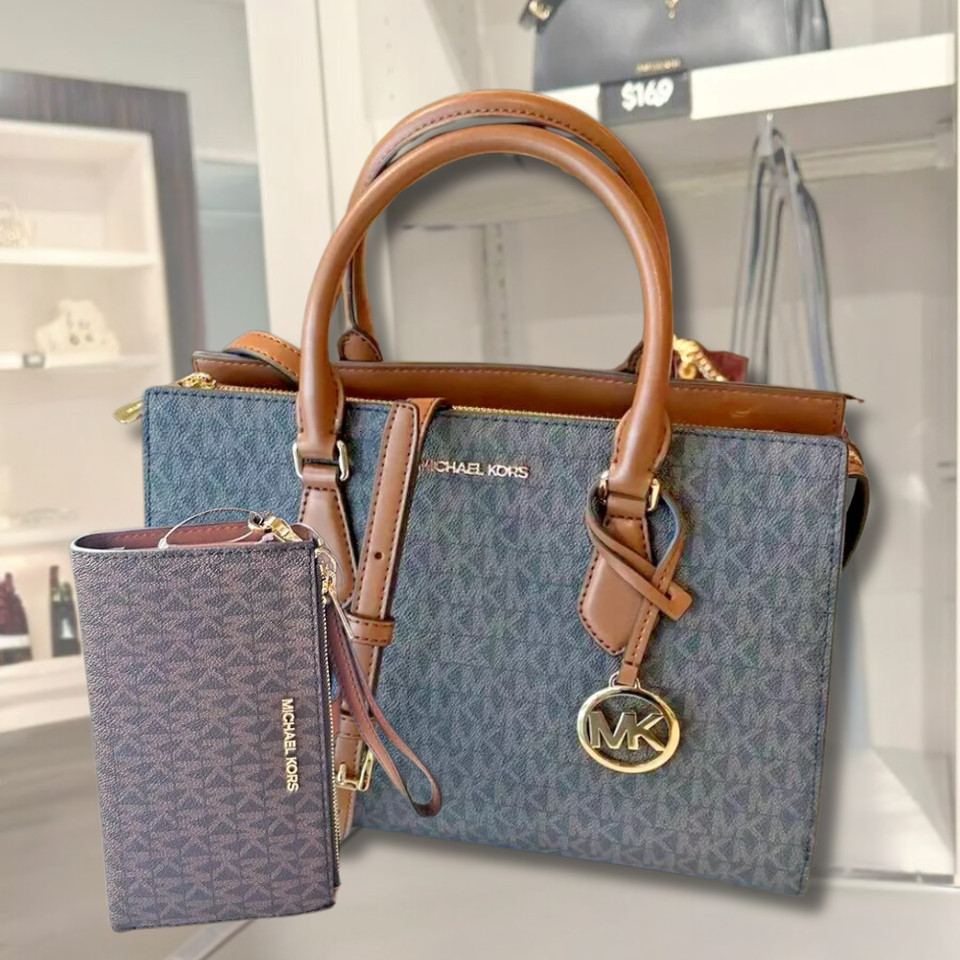 Michael kors Bags