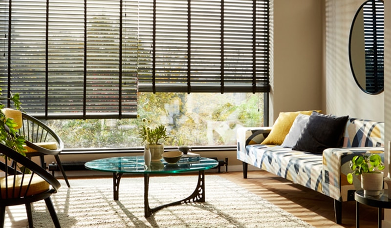 Window blinds for sitting room