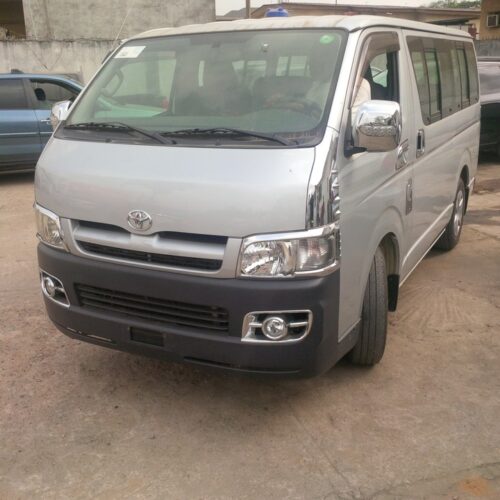 2010 Toyota hiace bus 🚌 for sale