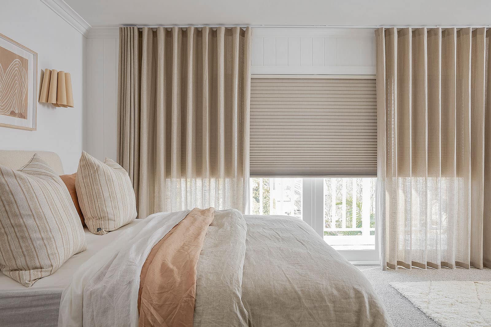 Curtains and blinds vendor