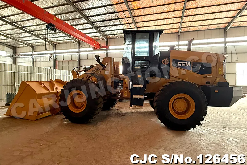 SEM 655F Wheel Loader For Sale In Nigeria