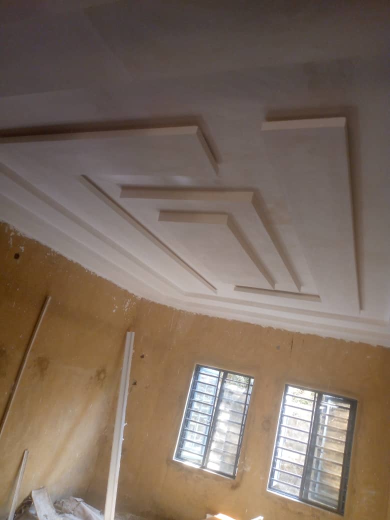 Pop expert workman in Owerri