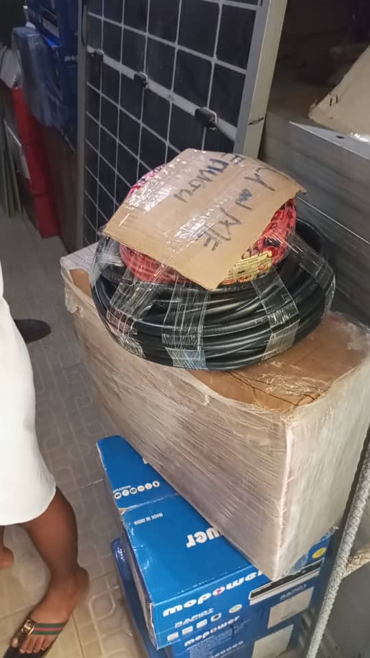 Low budget 1 battery solar installation package