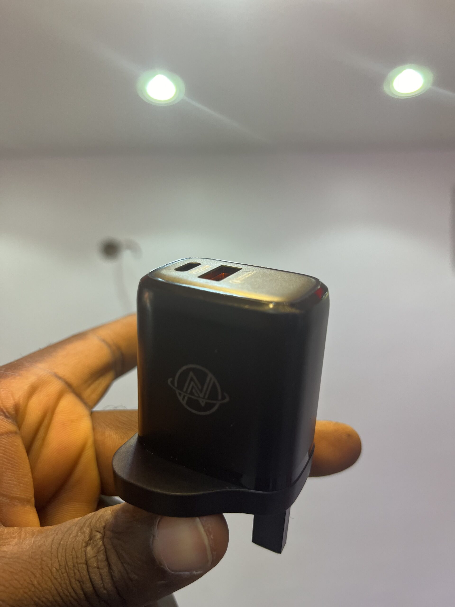 Nnaoma 40w fast charger type c owerri