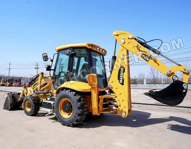 Massive 3CX Backhoe Loader