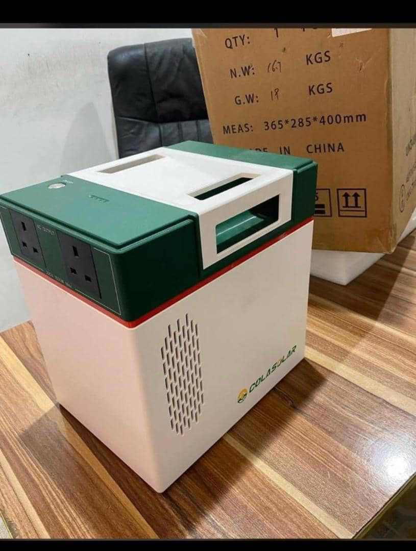 COLA 2000 SOLAR POWER GENERATOR