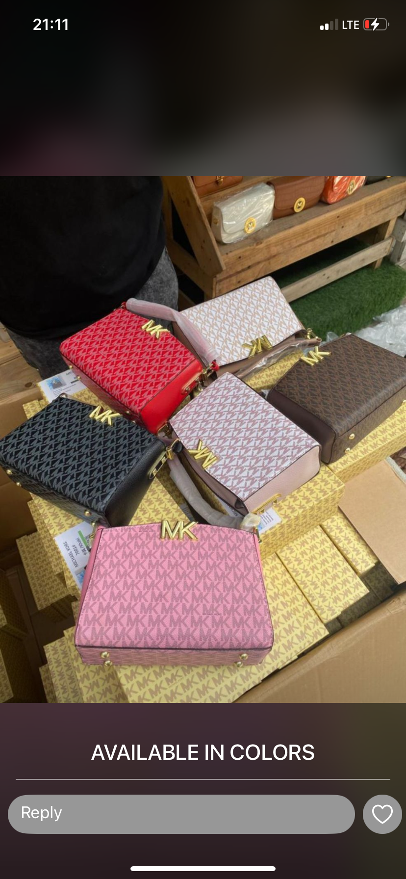 Lady’s hand bags latest designs