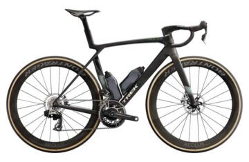 2025-trek-madone-slr-9-axs-gen-8-road-bike-1-1