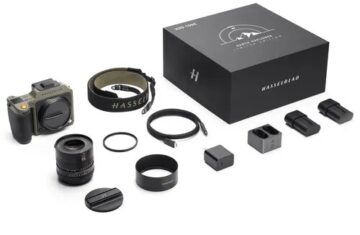 hasselblad-x2d-100c-earth-explorer-limited-edition-kit-06