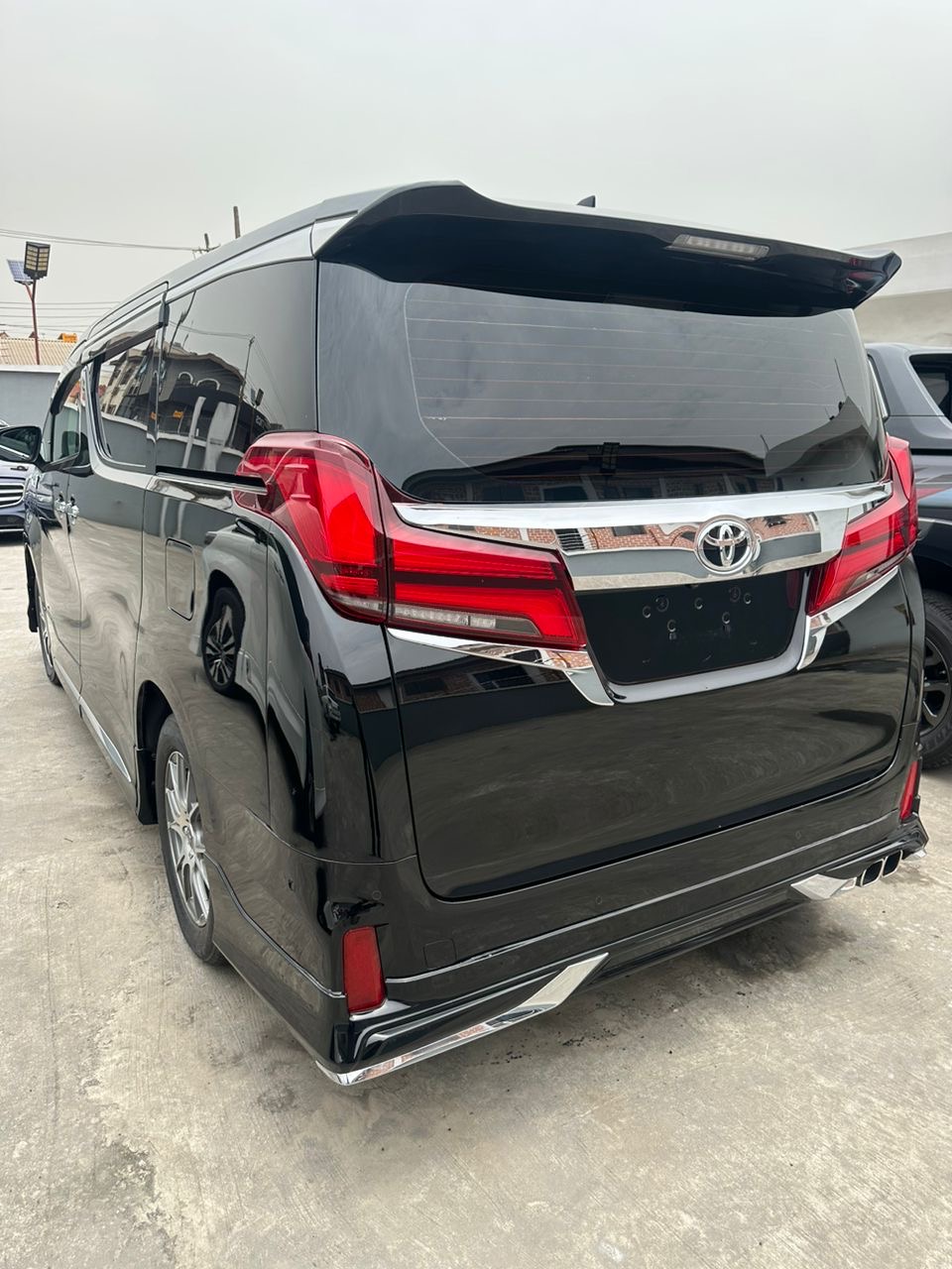 FOREIGN USED 2020 TOYOTA ALPHARD LUXURY EDITION FULL OPTION