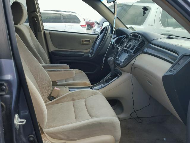 2004 TOYOTA HIGHLANDER