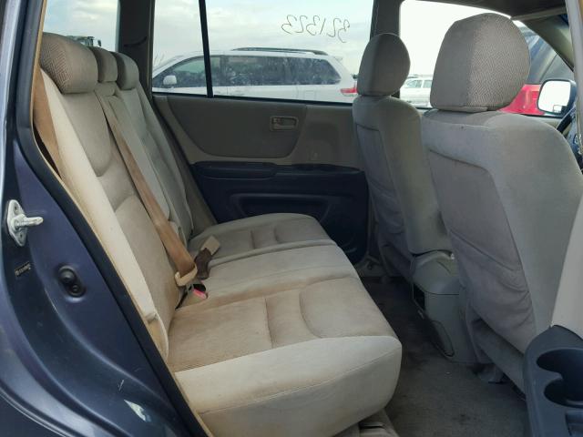 2004 TOYOTA HIGHLANDER