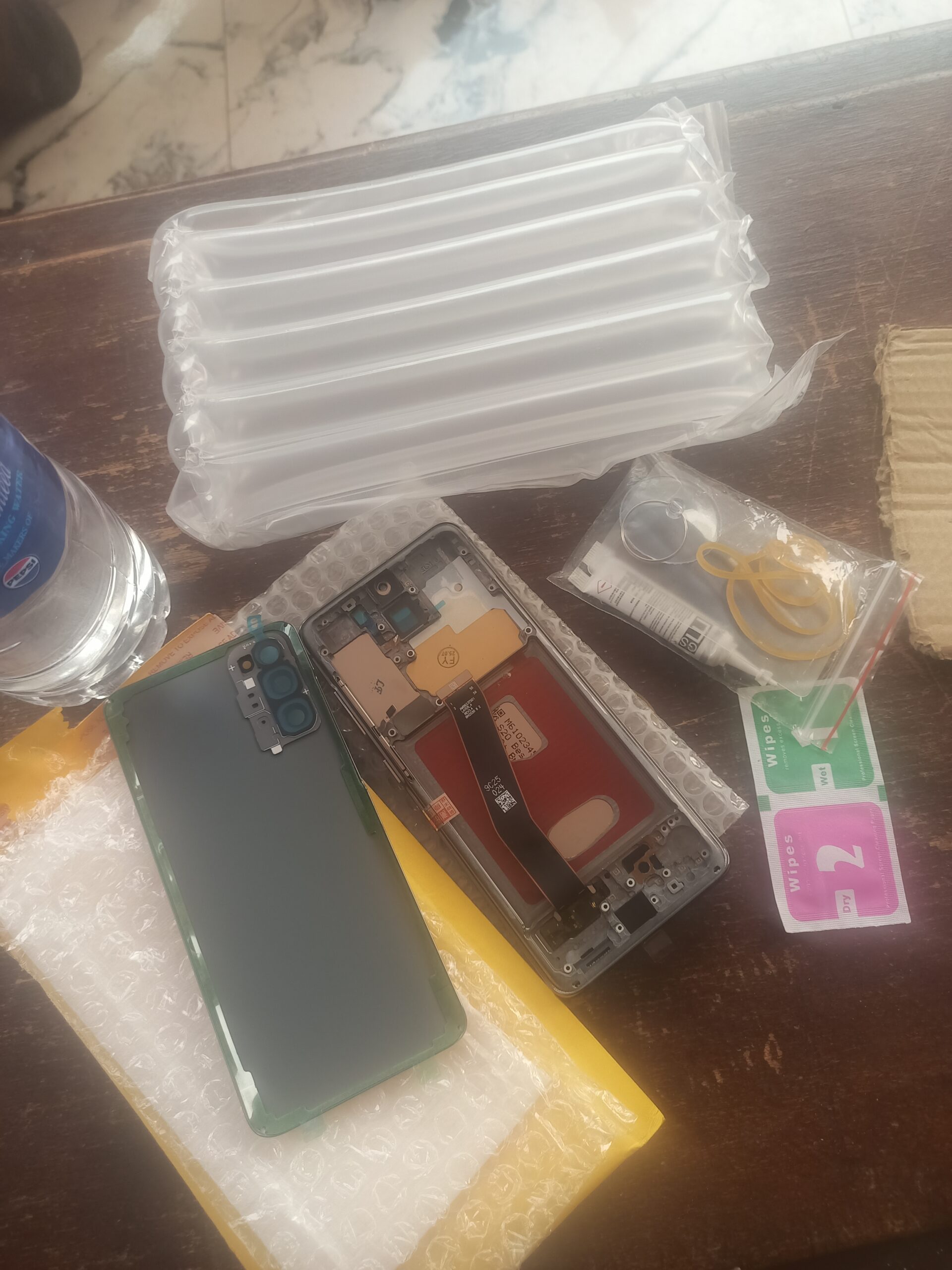 Samsung Galaxy s20 screen replacement