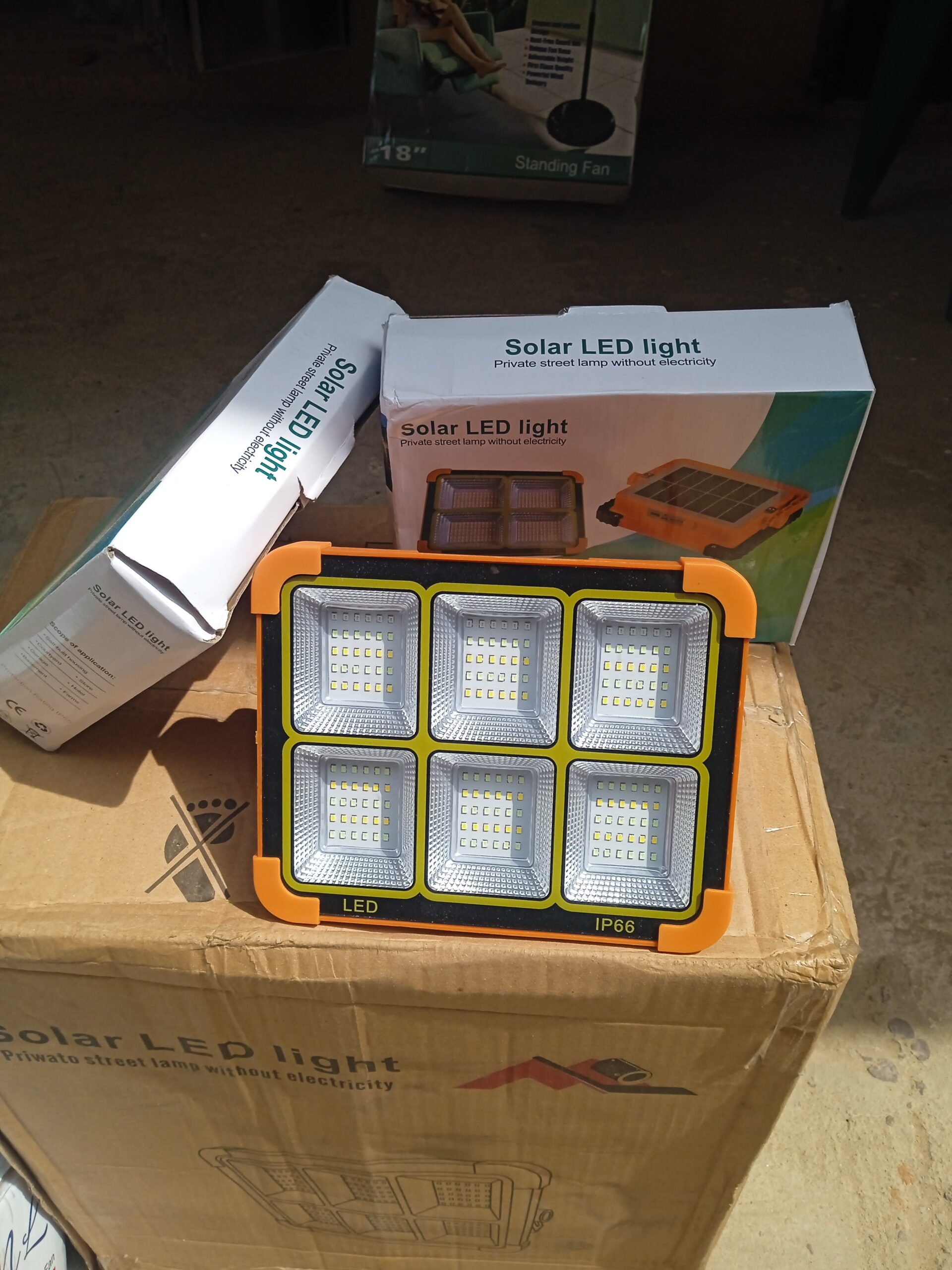 Solar rechargeable light