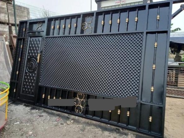 150k – 300k Wrought iron gate for sale in orlu