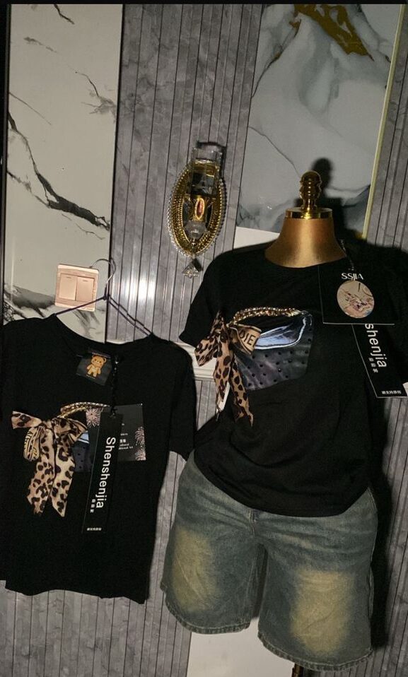 Shenshenjia ladies’ top