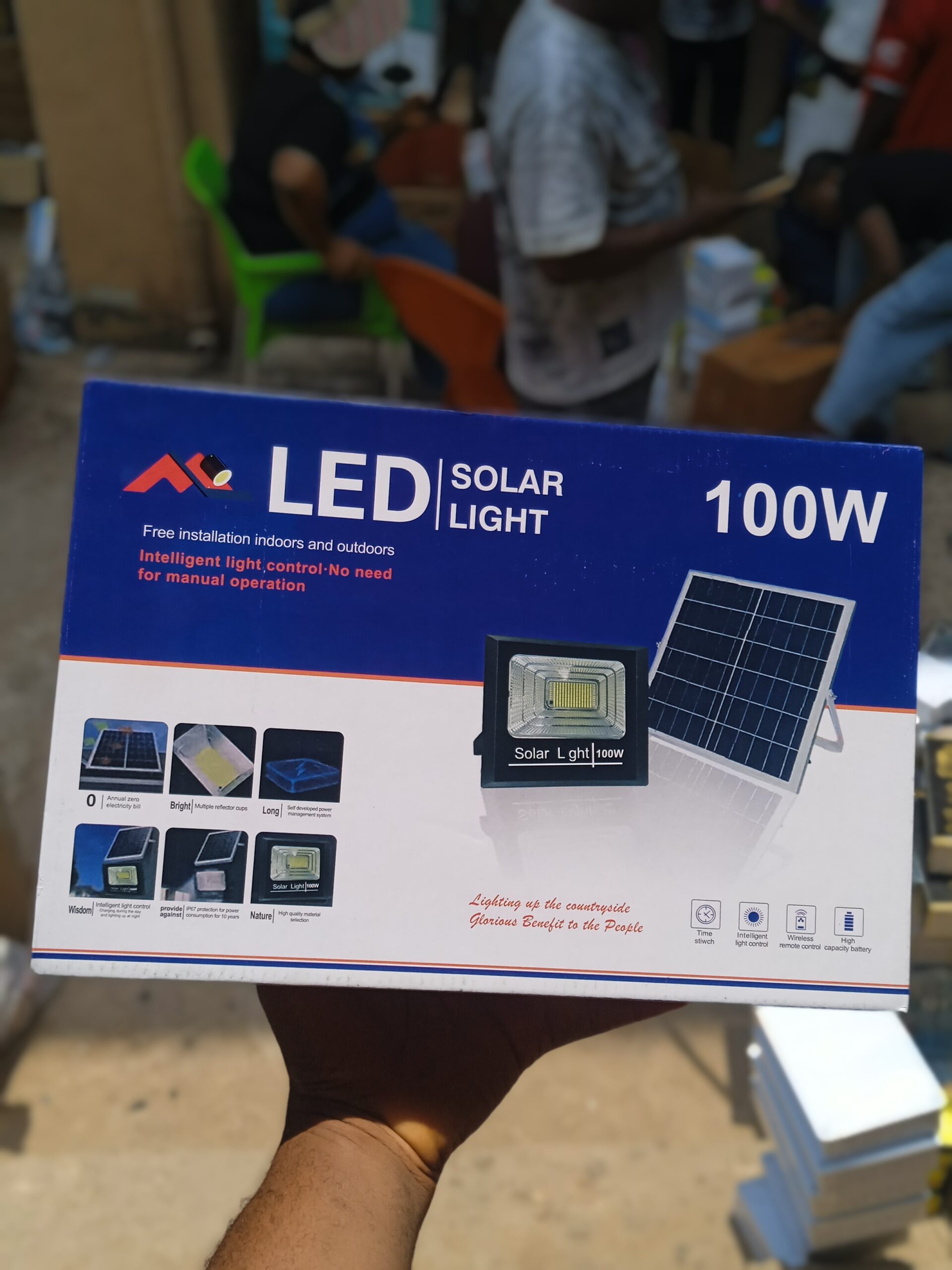 Solar floodlight 100w