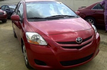 Tokunbo-Toyota-yaris-2007-for-sale-in-Abuja