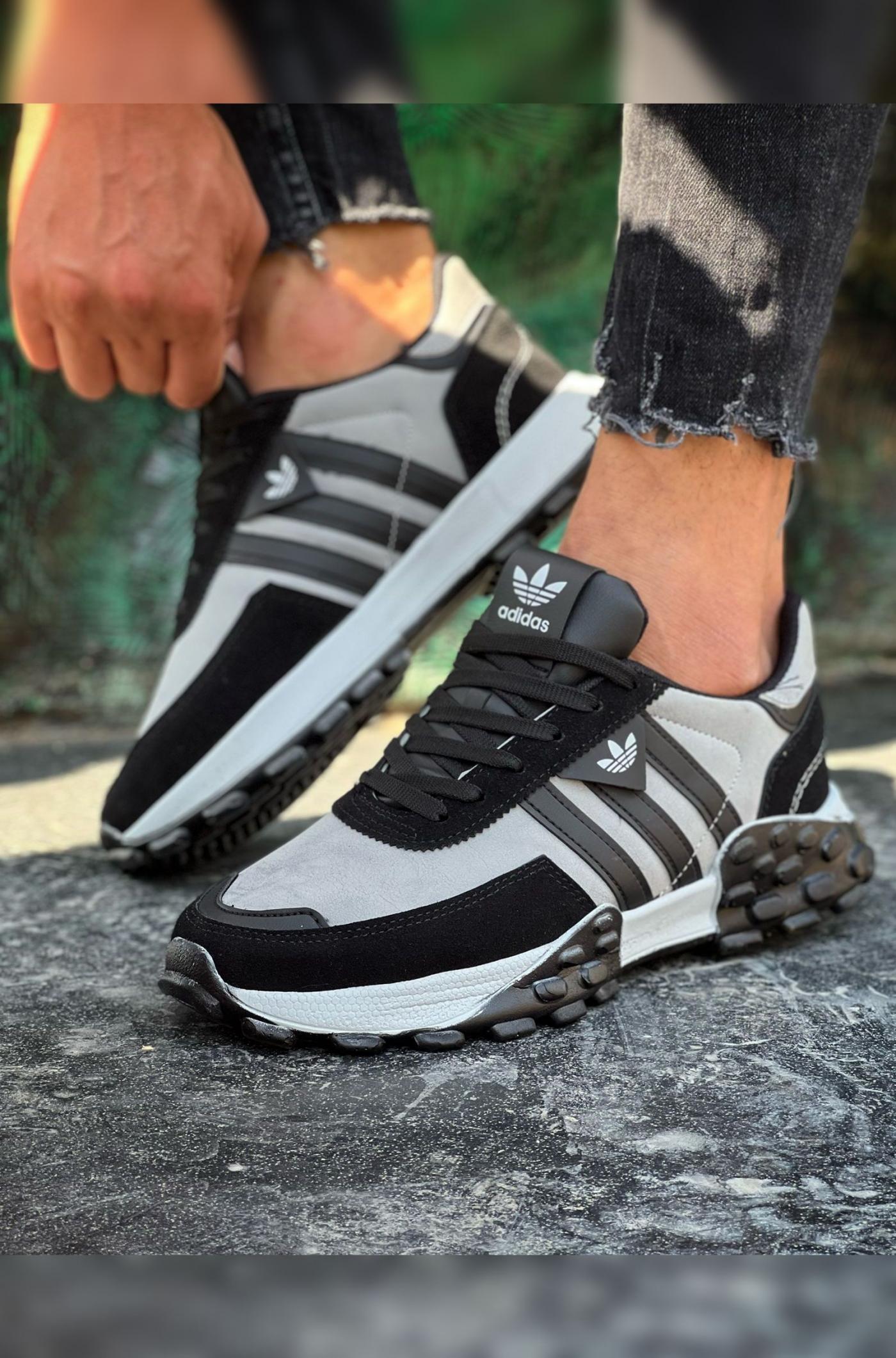 Mens Adidas sneakers shoes