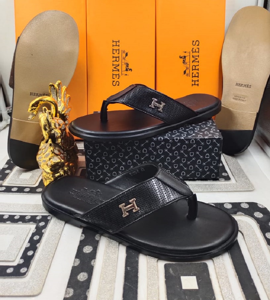 Zuwanu buy and sell in Nigeria 17 Palm-slippers-for-men