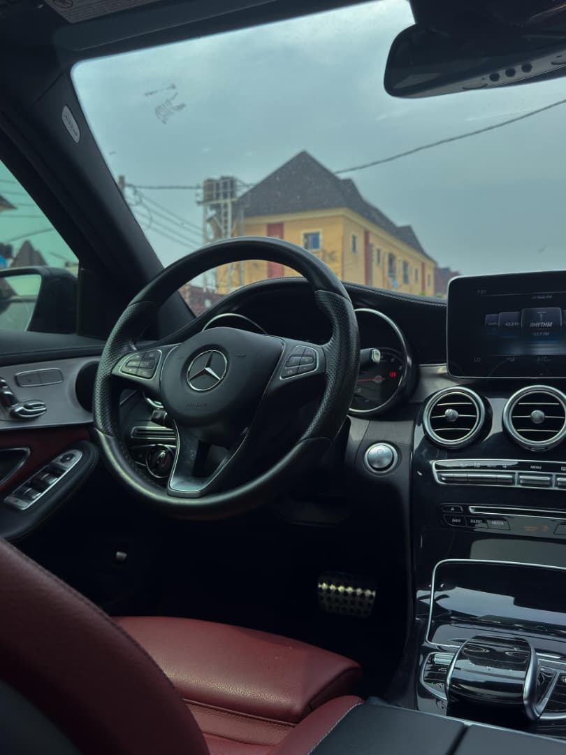 2016 Mercedes C300 AMG Trim