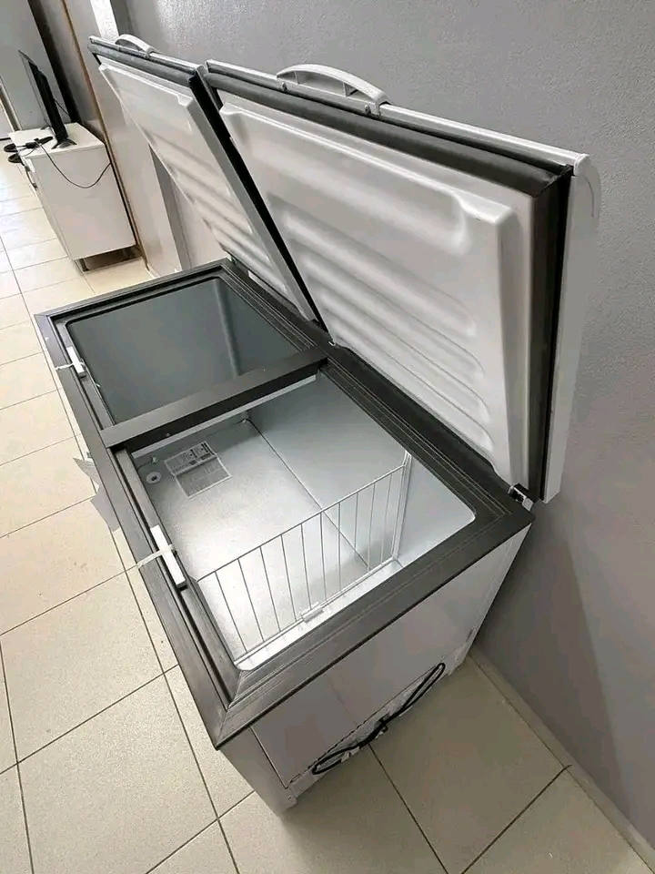 500LITERS SUN-KING SOLAR DEEP FREEZER