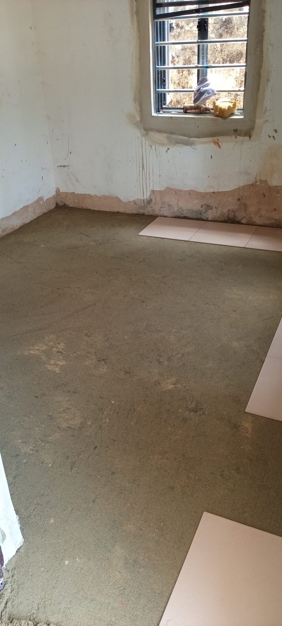 Professional floor tiler in Owerri