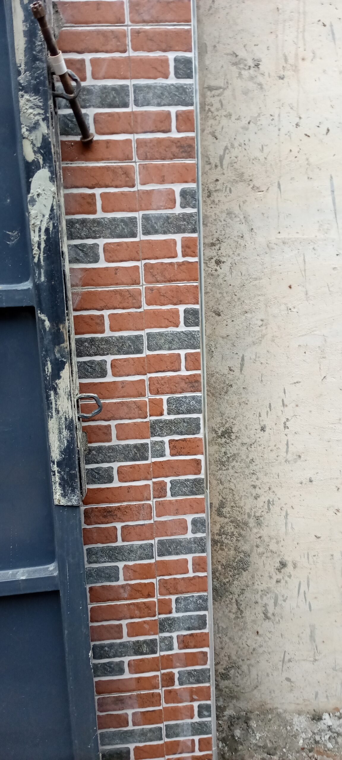 Professional floor tiler in Owerri