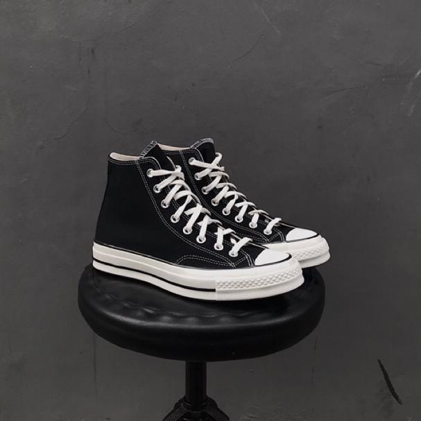 Chuck Taylor All Star converse