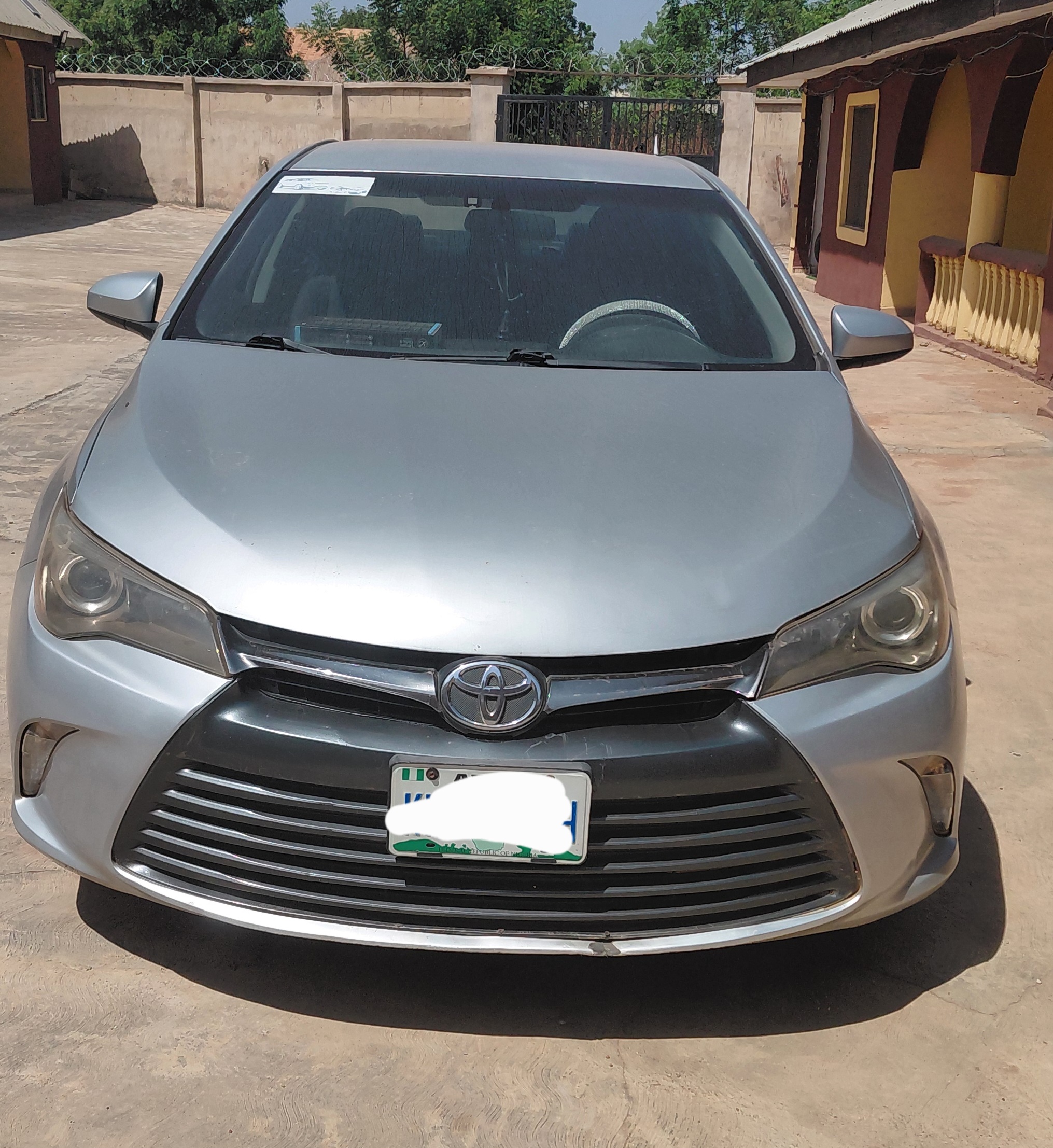TOYOTA CAMRY SE 2016