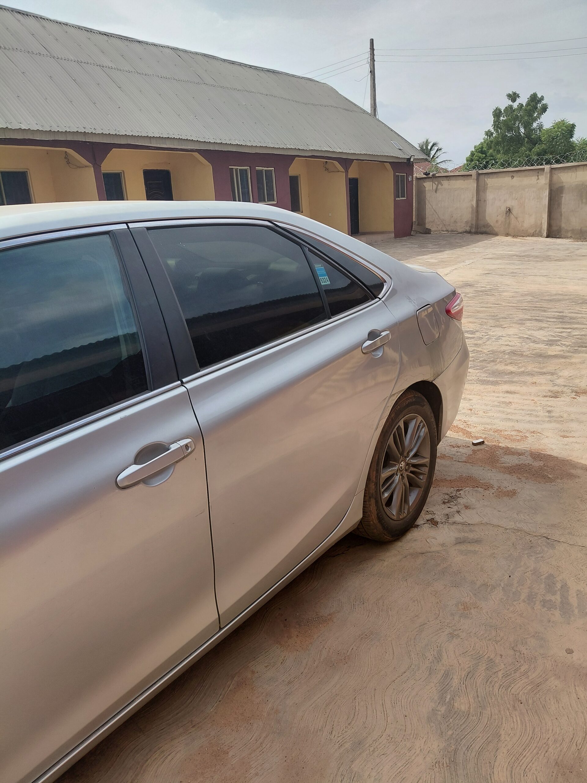 TOYOTA CAMRY SE 2016